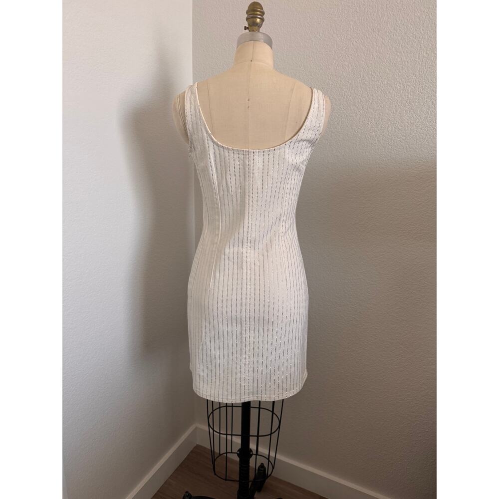 Good American | NWT White Jeweled Denim Shift Dress Size 2 RARE - Picture 3 of 12